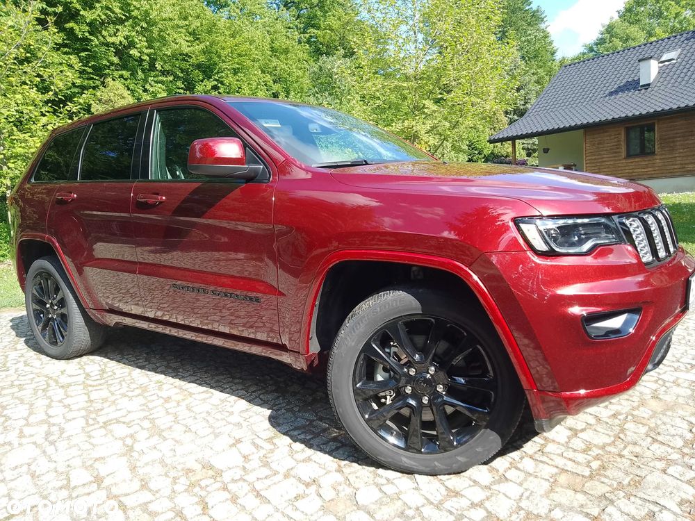 Jeep Grand Cherokee - 2