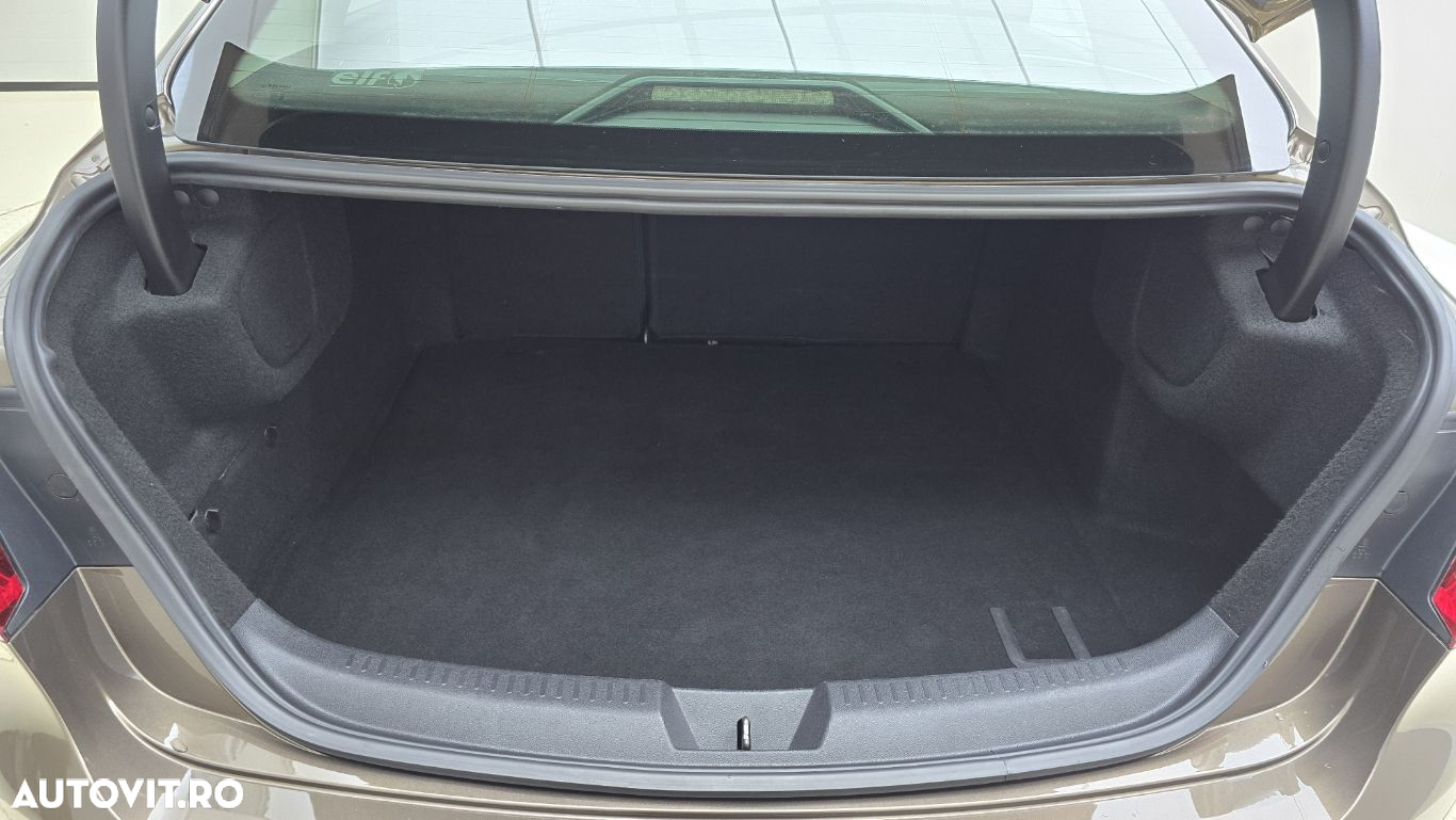 Renault Megane - 25