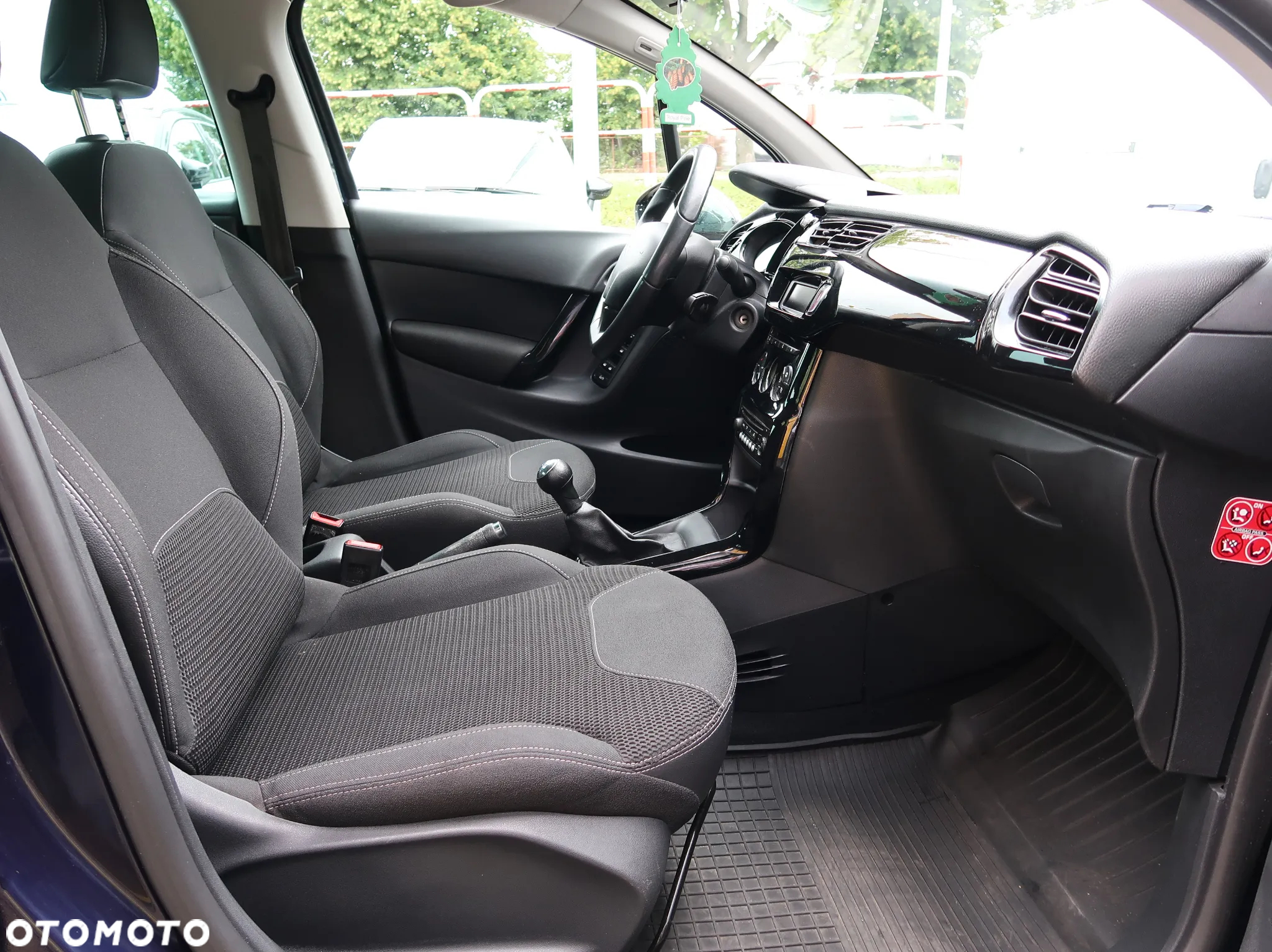 Citroën C3 1.2 PureTech MoreLife - 6