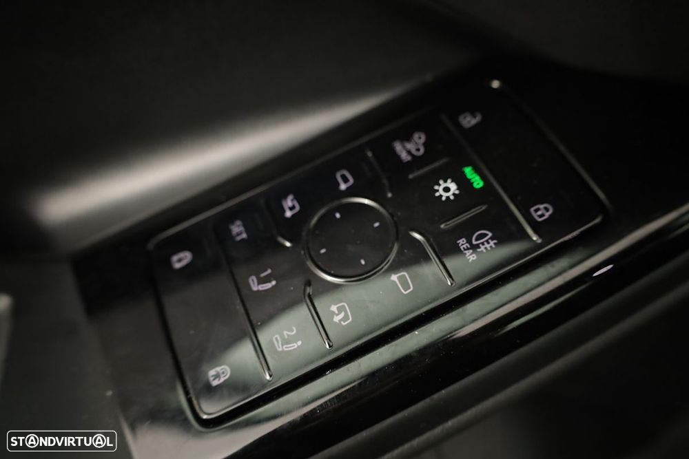 Audi Q6 e-tron 100 kWh Performance SE Business - 19