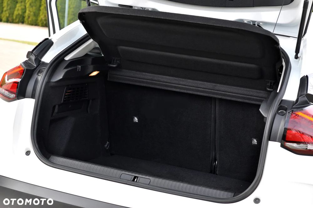 Citroën C4 BlueHDi 110 Stop&Start C-SERIES - 19