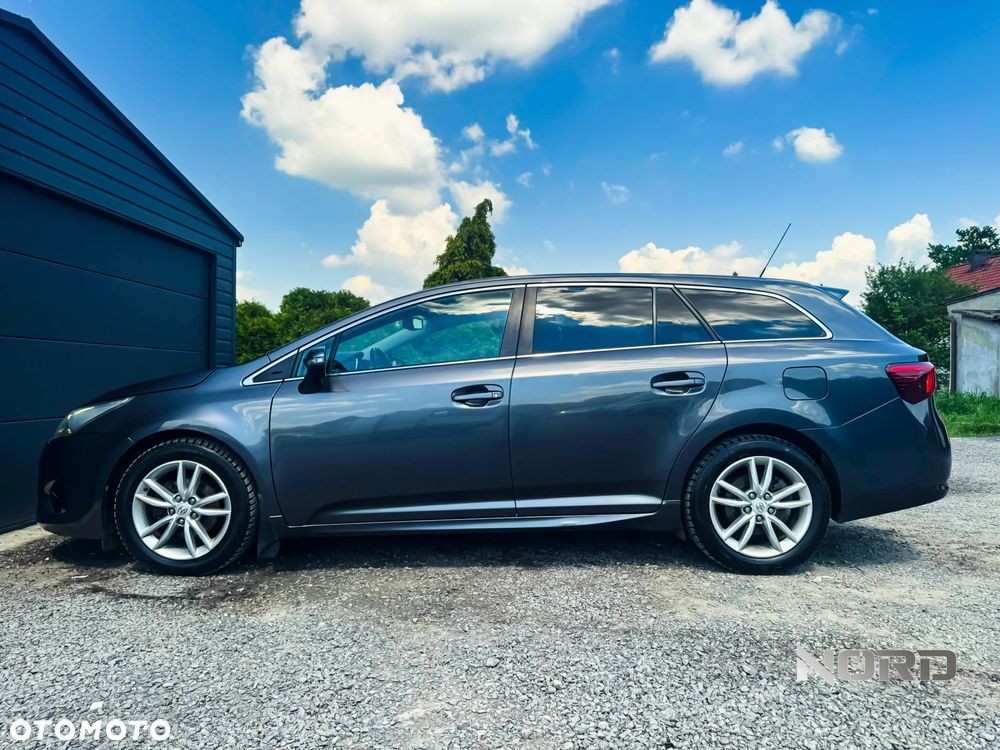 Toyota Avensis 1.6 D-4D Prestige - 7
