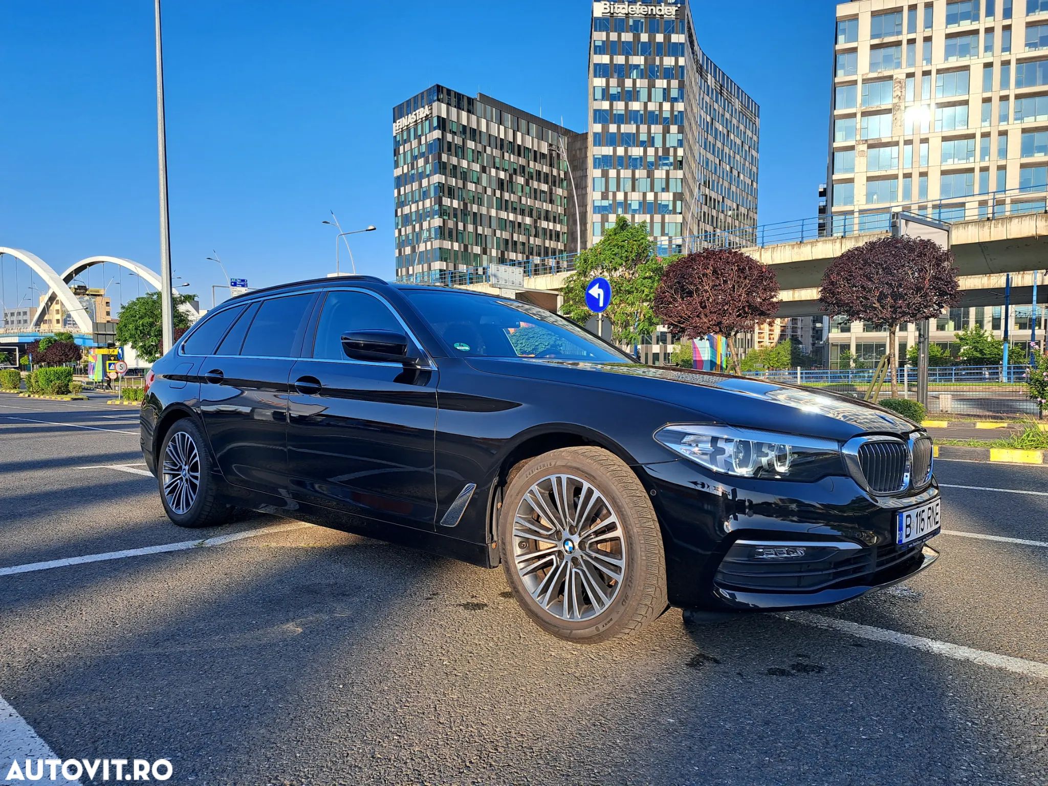 BMW Seria 5 520d Aut. - 1