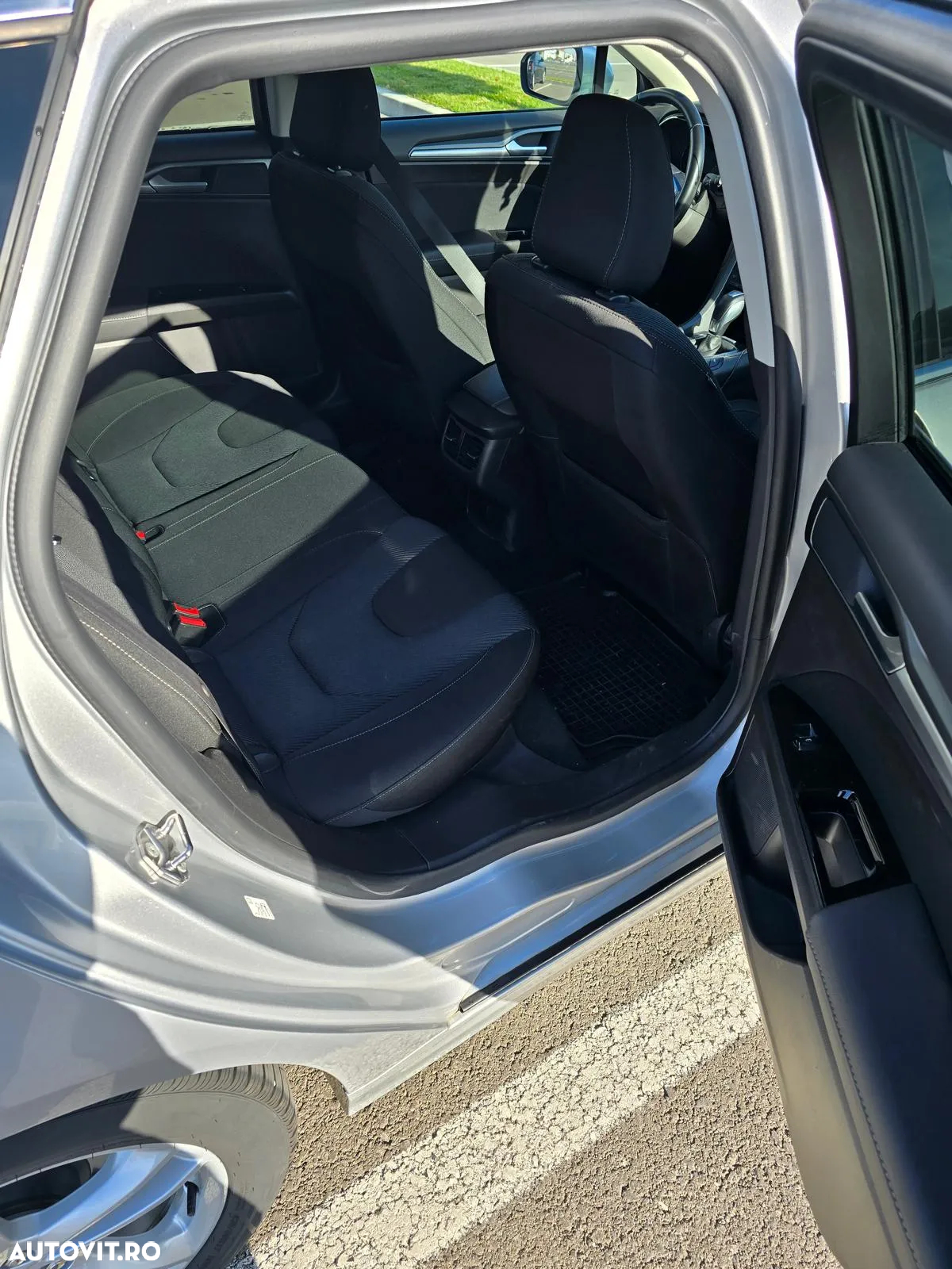 Ford Mondeo 2.0 TDCi Powershift Titanium - 10