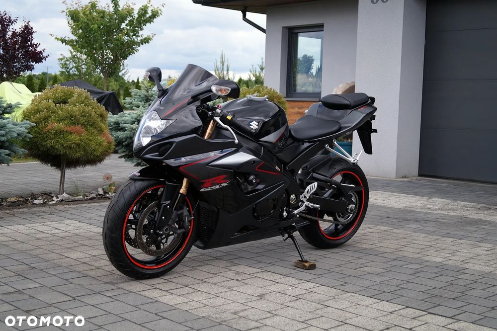 Suzuki GSX-R - 2