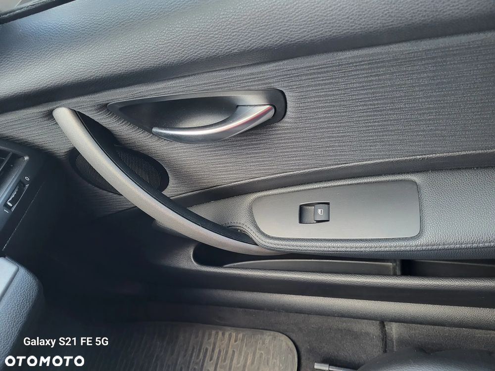 BMW Seria 1 116i - 3