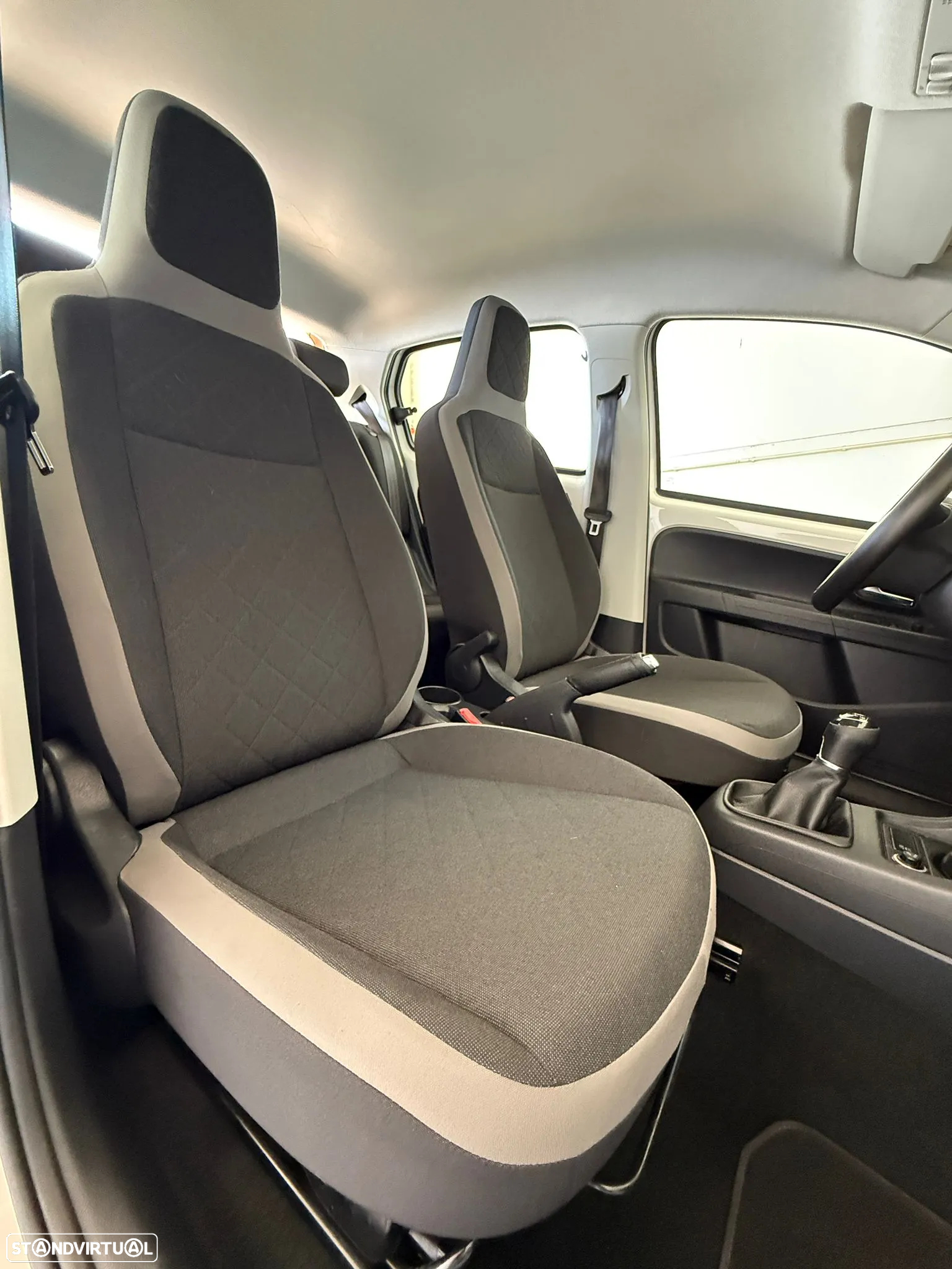 VW Cross Up! 1.0 BMT - 22