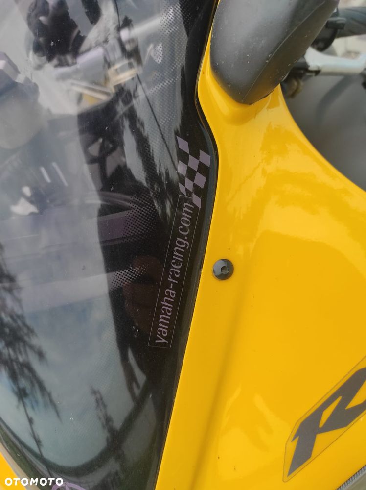 Yamaha YZF - 8