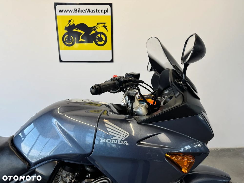Honda CBF - 10