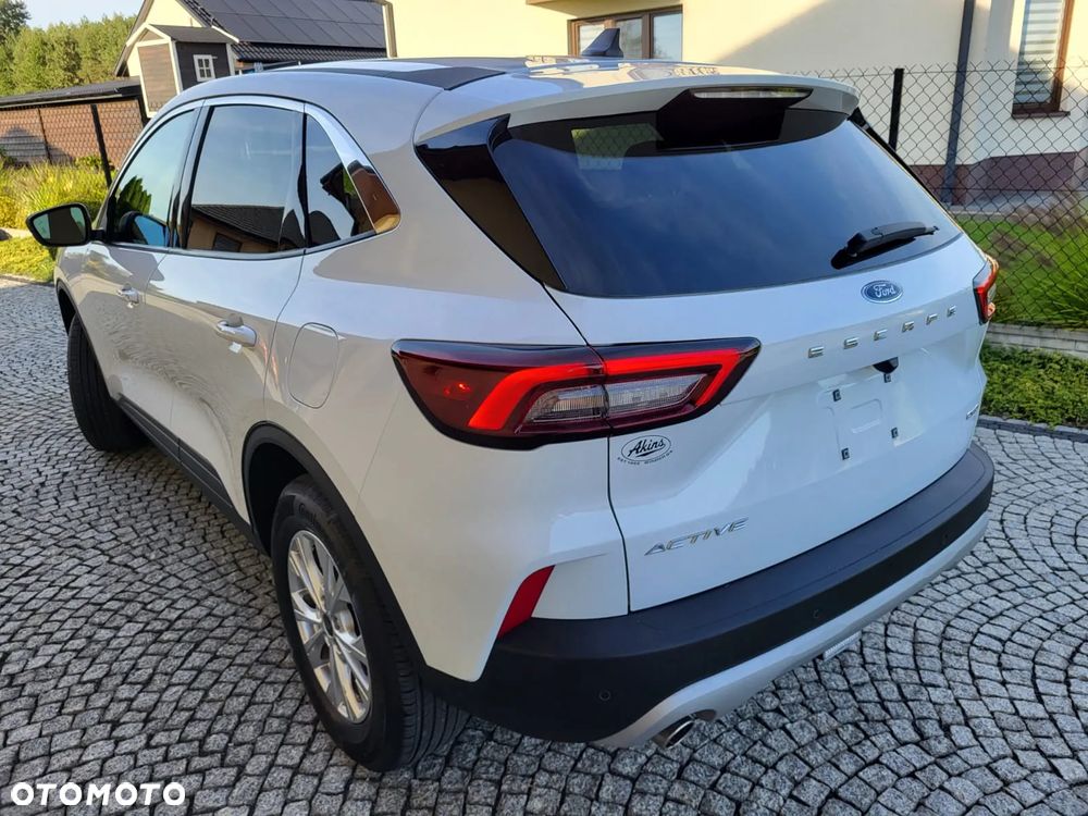 Ford Kuga - 12