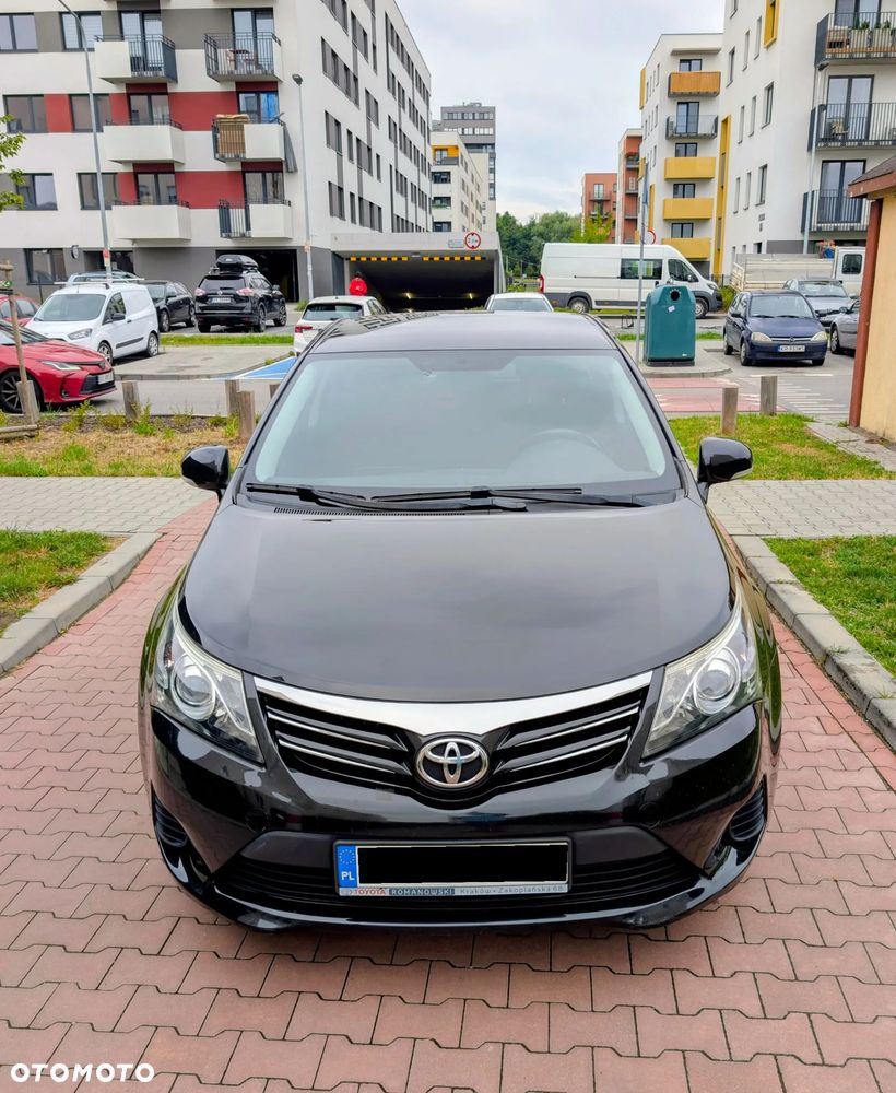 Toyota Avensis 1.6 Premium - 7
