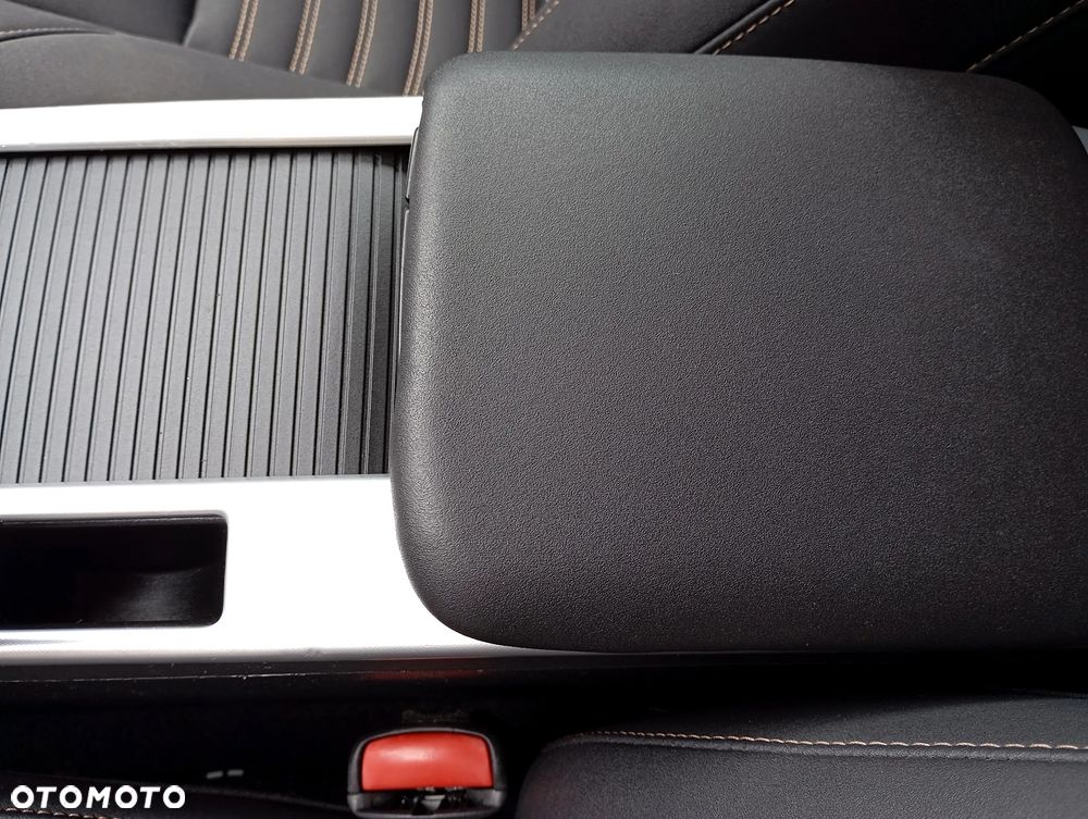 Volvo V50 DPF D2 Summum - 23
