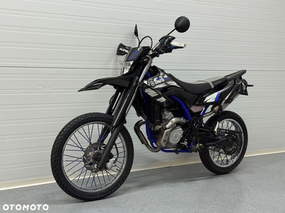 Yamaha WR - 17