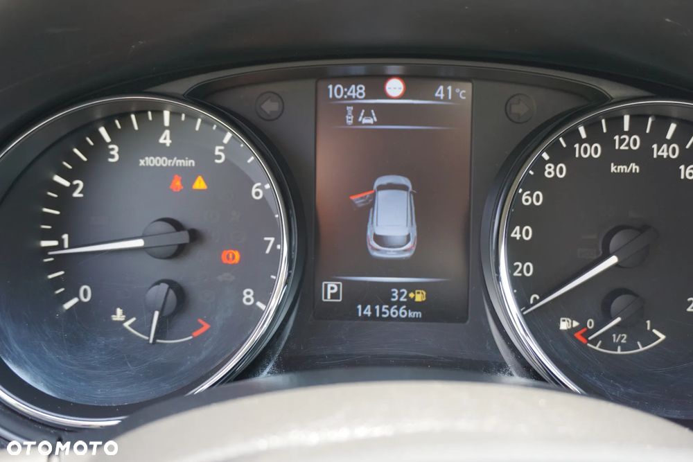 Nissan Qashqai 1.2 DIG-T Tekna Xtronic - 25