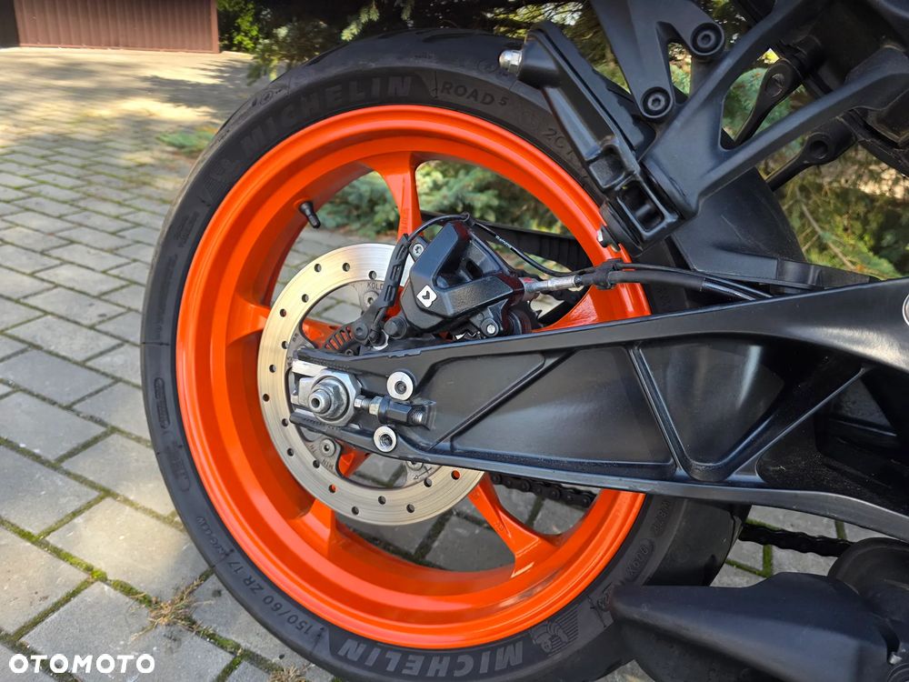KTM Duke 125 - 16