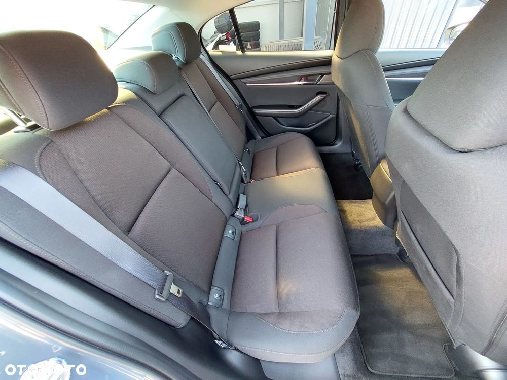 Mazda 3 - 15