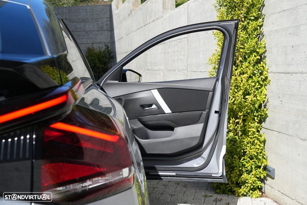 Citroën C4 1.2 PureTech Feel - 20