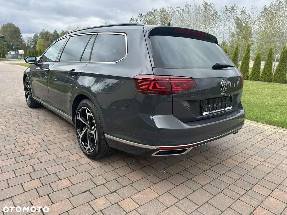 Volkswagen Passat Variant - 9