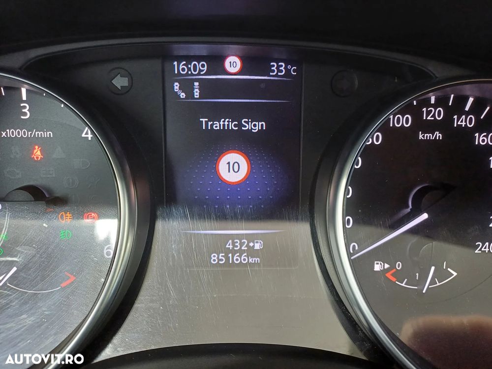Nissan Qashqai 1.5 DCI Start/Stop Tekna - 14
