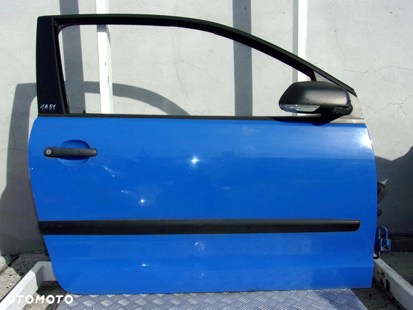 VW Polo 9N3 IV LIFT 3D drzwi prawy przód LA5F