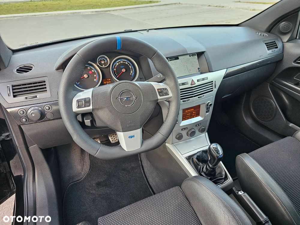 Opel Astra 2.0 T OPC - 20
