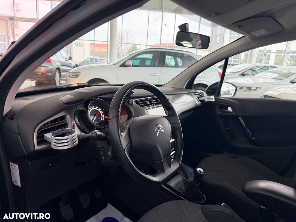 Citroën C3 Pure Tech (VTi) 82 Exclusive - 17