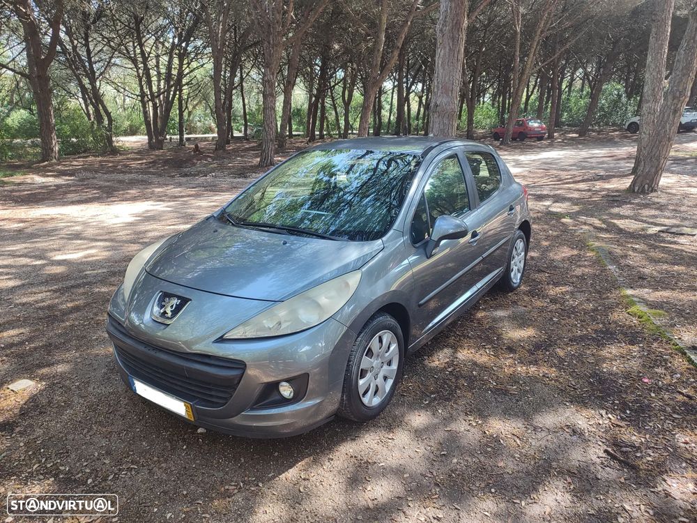 Peugeot 207 1.4 16V Active - 21