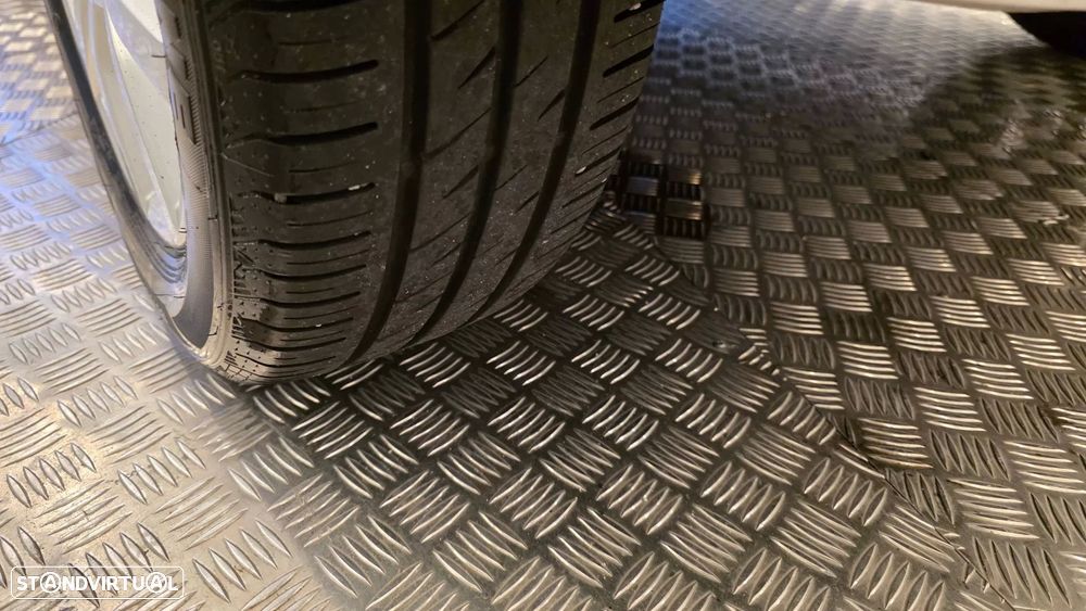 VW Up! 1.0 BlueMotion Move - 28