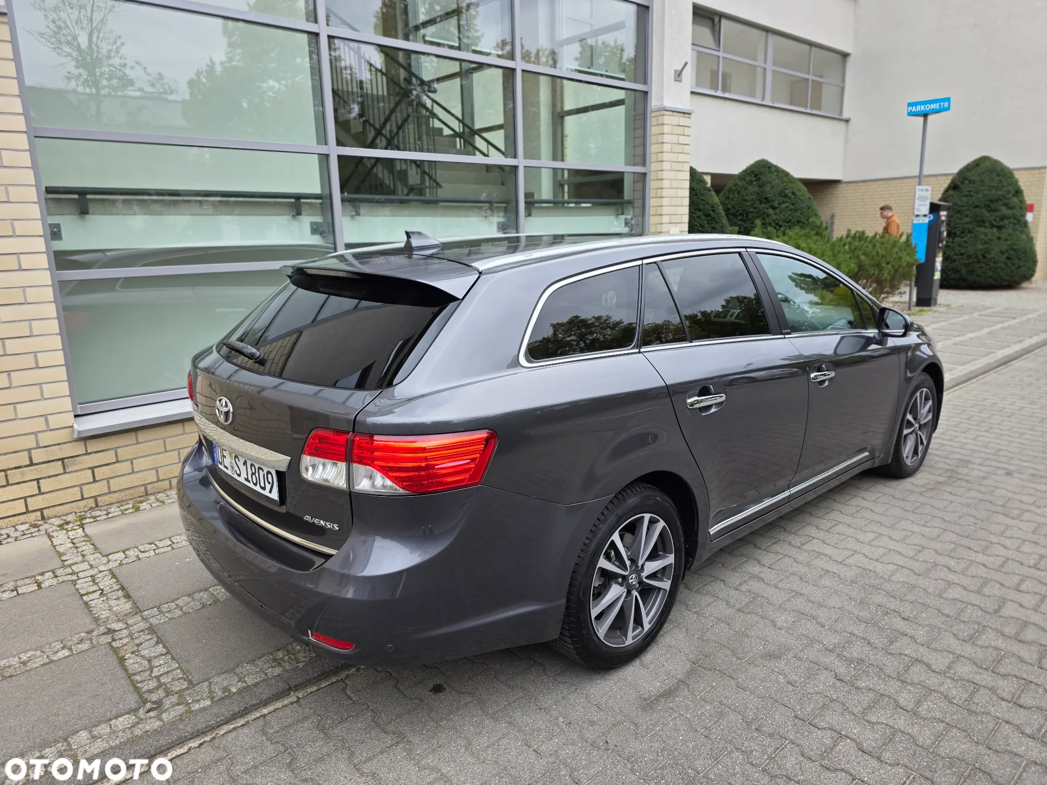 Toyota Avensis 1.8 Business Edition - 7