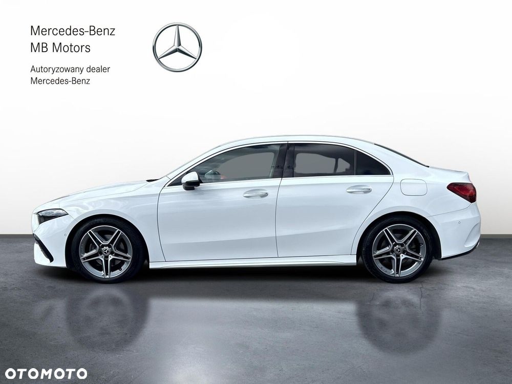 Mercedes-Benz Klasa A 200 AMG Line 7G-DCT - 3