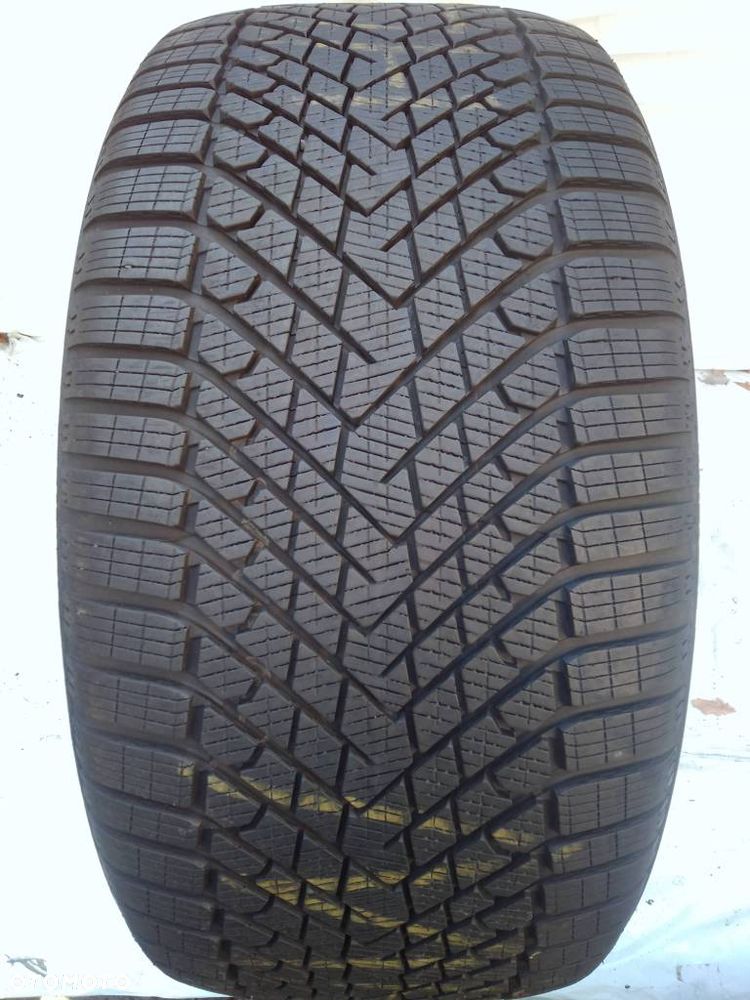 Pirelli Winter 2 Scorpion 295/35 R23 108W 2025 8mm - 1