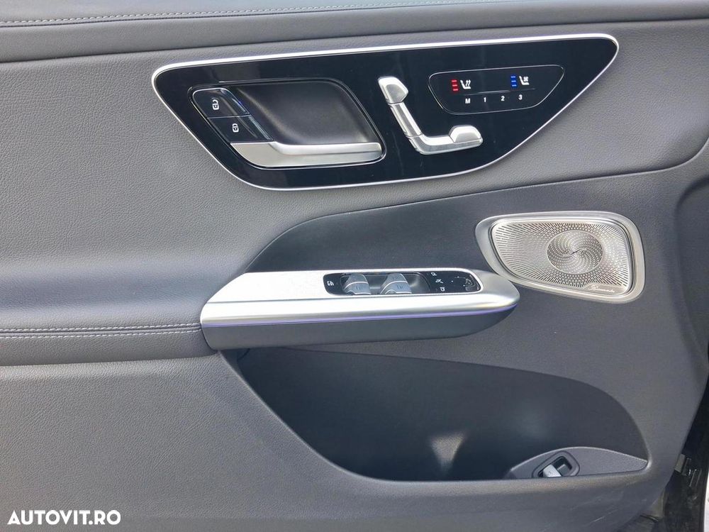 Mercedes-Benz GLC 300 d 4Matic 9G-TRONIC AMG Line Advanced - 17