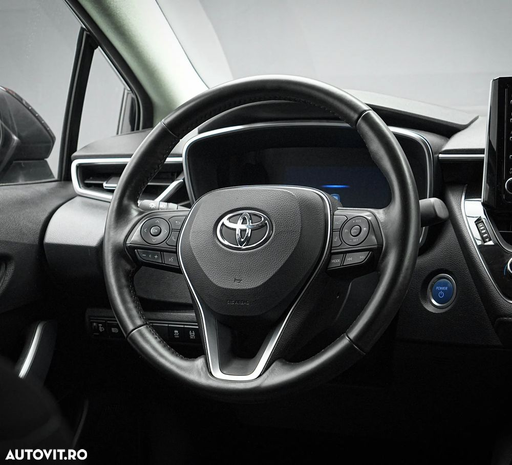 Toyota Corolla 1.8 HSD Dynamic Plus - 18