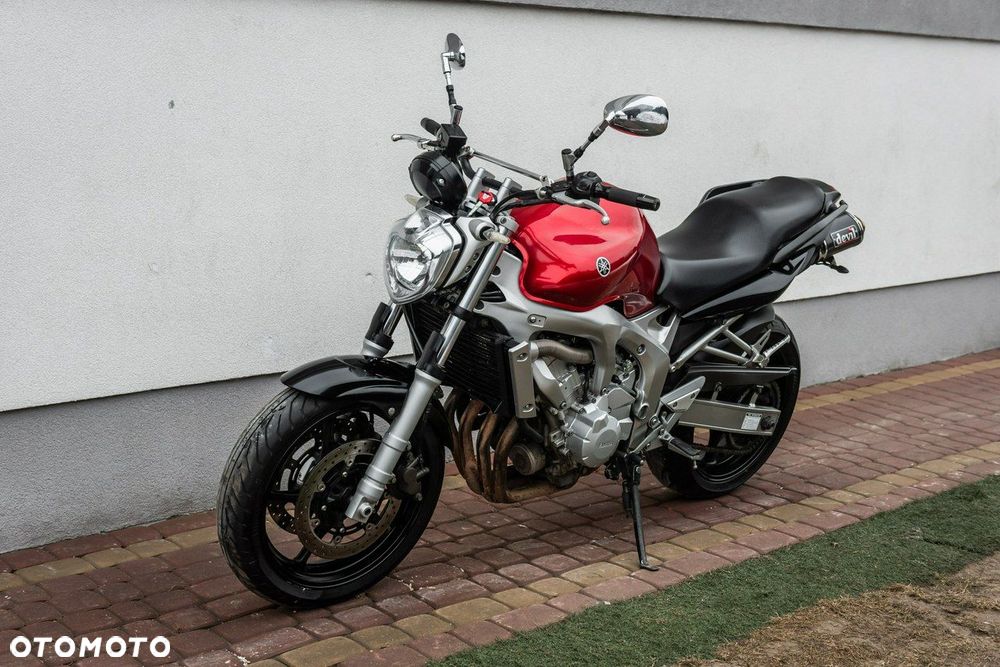 Yamaha FZ - 7