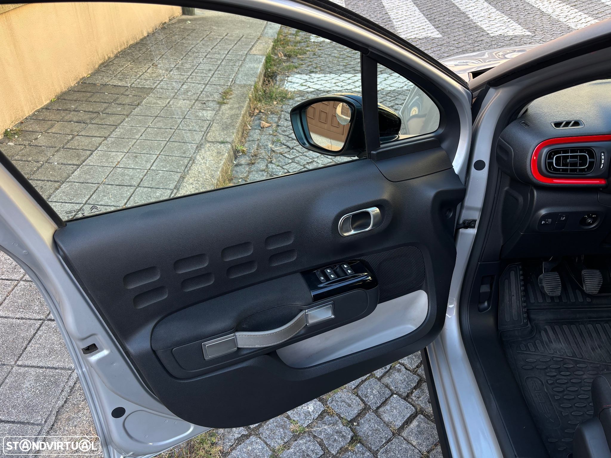 Citroën C3 1.2 PureTech Origins - 5