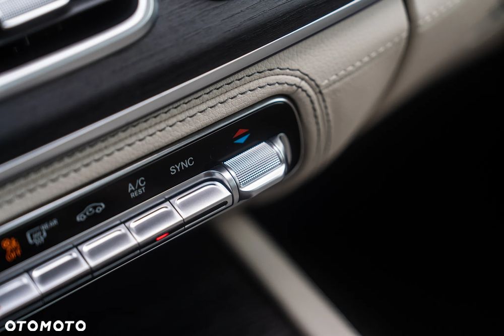 Mercedes-Benz GLE 400 d 4-Matic Executive - 36
