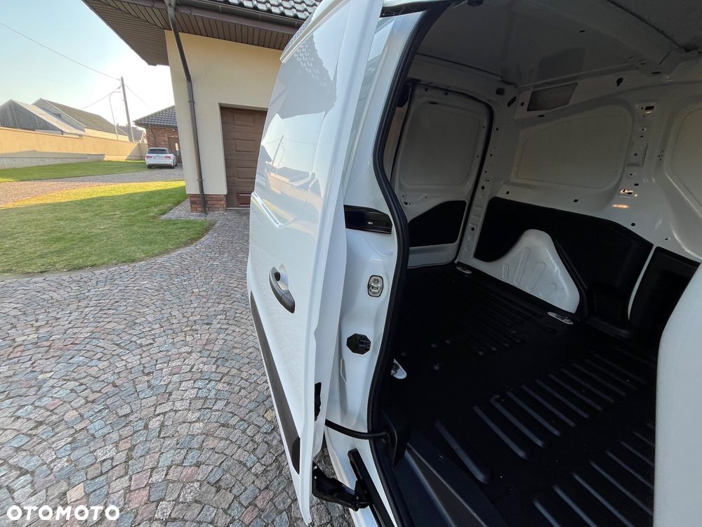 Citroën BERLINGO - 21