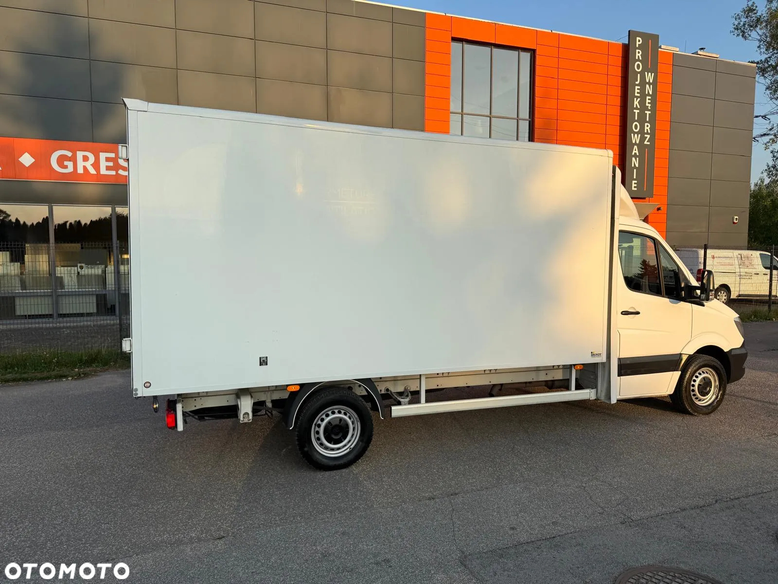 Mercedes-Benz Sprinter 319, 3.0 190KM, Automat, Niski przebieg - 8