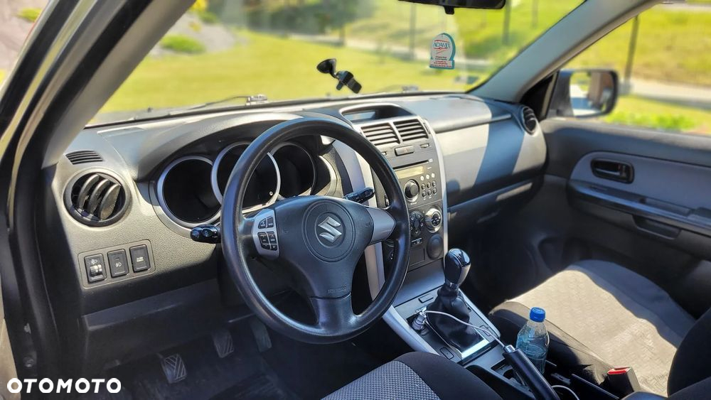 Suzuki Grand Vitara 1.9 DDiS - 5