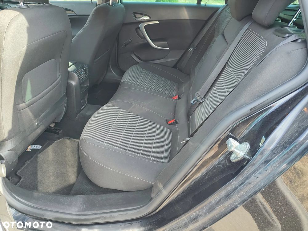 Opel Insignia 2.0 CDTI - 10