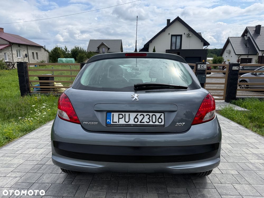 Peugeot 207 1.4 HDi Presence Euro5 - 25