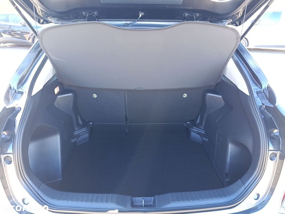 Toyota Yaris Cross Hybrid 1.5 Comfort - 16