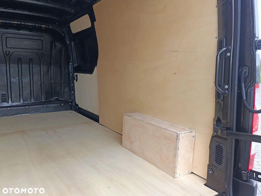 Renault MASTER L3H2 KOLOR METALIC 2022/2023 - 37