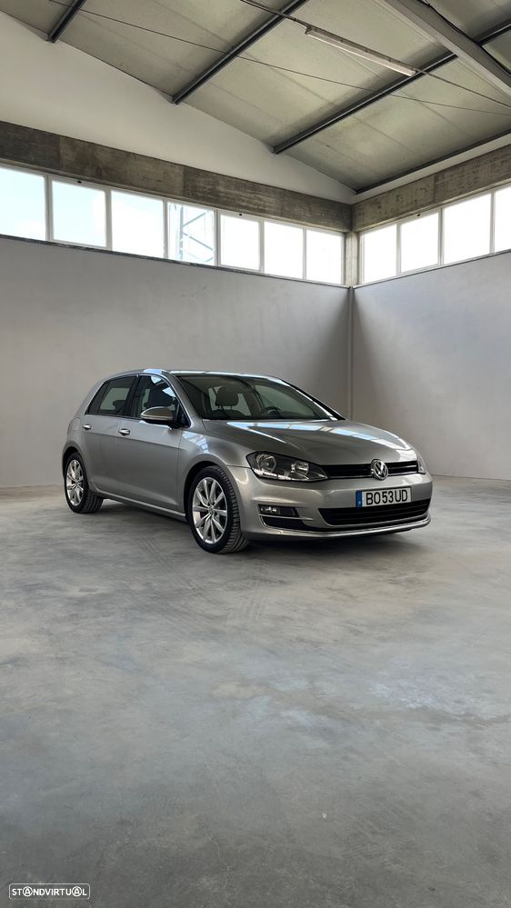 VW Golf 1.6 TDi DPF Highline - 13