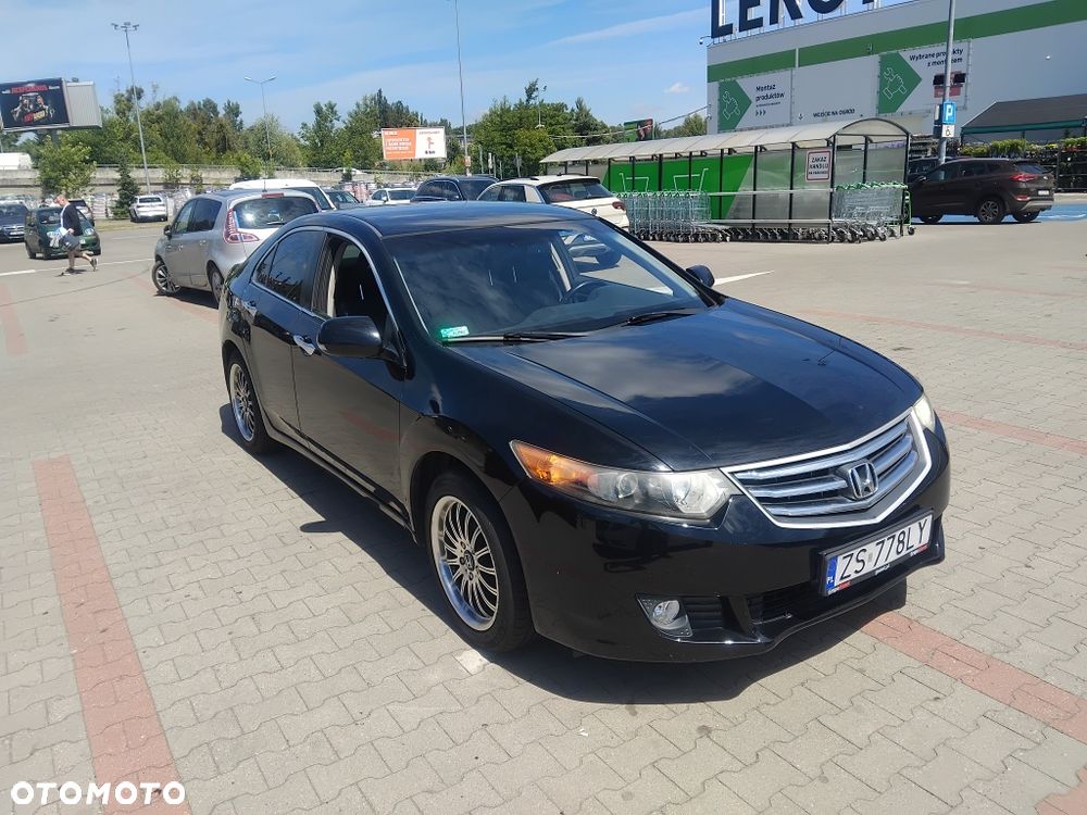 Honda Accord - 1