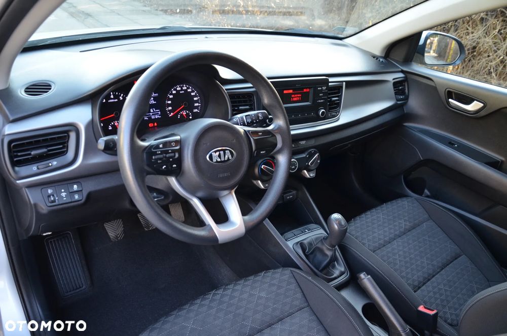 Kia Rio 1.4 M - 14