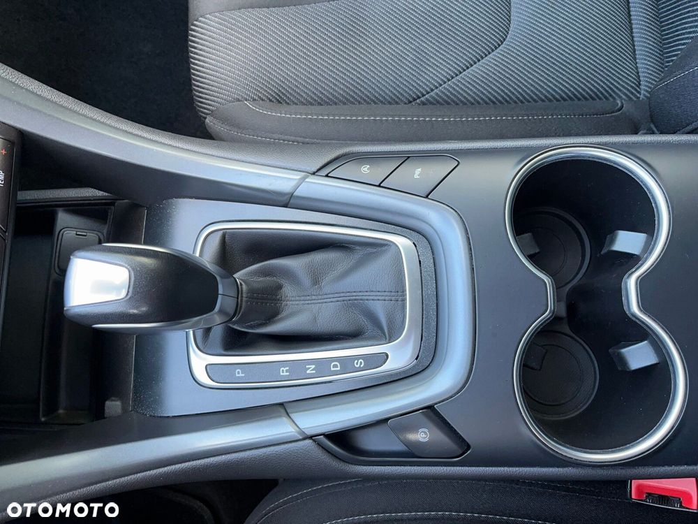 Ford Mondeo 2.0 TDCi Titanium PowerShift - 27