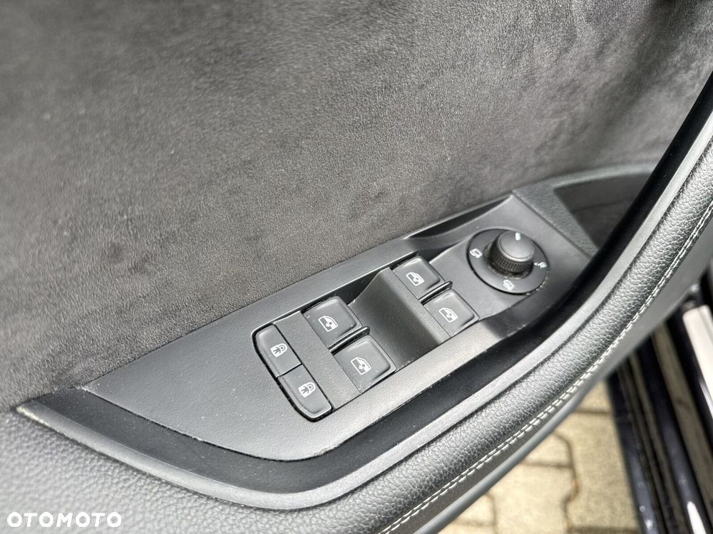 Skoda Superb 2.0 TDI SCR Sportline DSG - 21