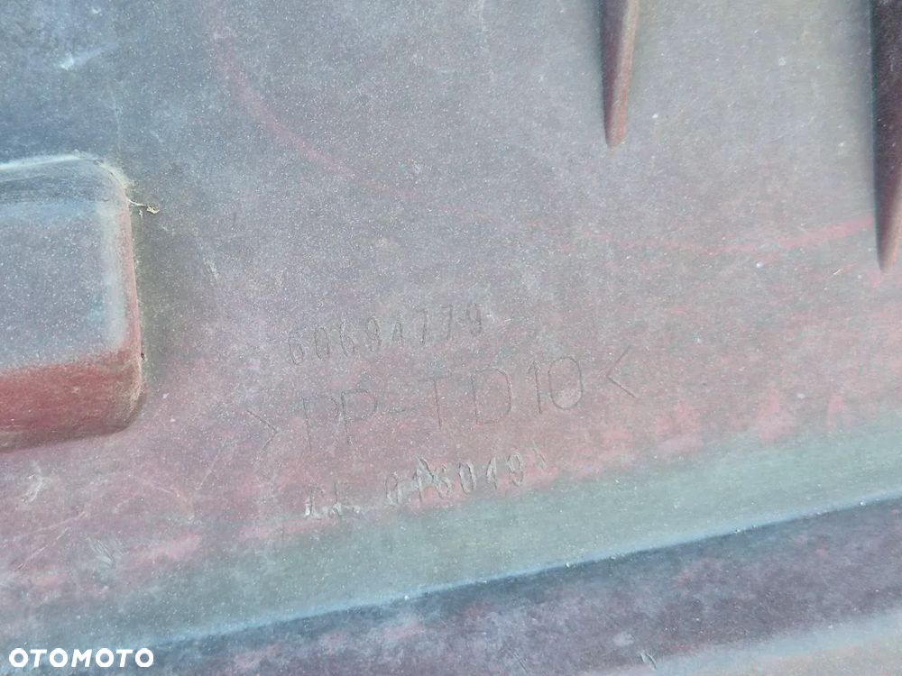 ALFA MITO 08r> / BRERA 05r> ZDERZAK TYLNY - 26