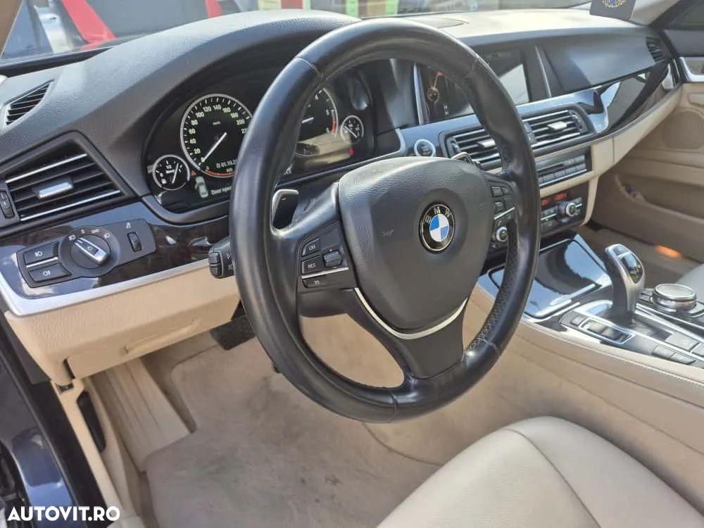 BMW Seria 5 530d xDrive AT - 10